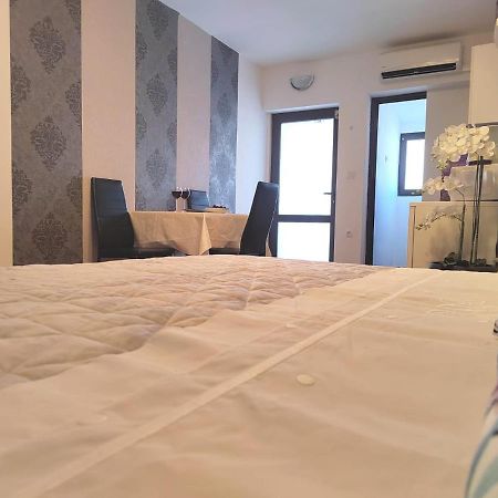 Apartment Mladenka Visnjik ザダル エクステリア 写真