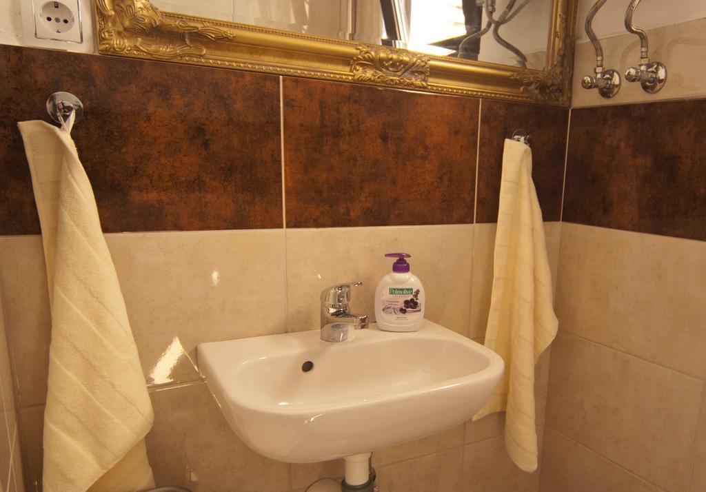 Apartment Mladenka Visnjik ザダル エクステリア 写真